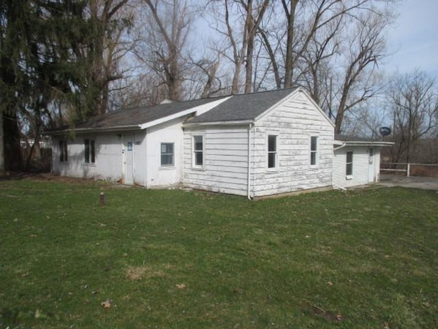 2883 East Riverside Drive Ionia, MI 48846 - Photo 3 of 6 img3.1459867909