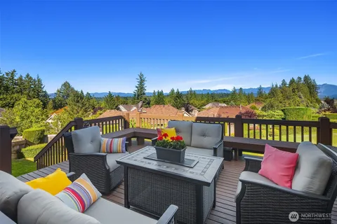 $2,995,000 | 2146 277th Avenue Southeast, Sammamish, WA 98075
