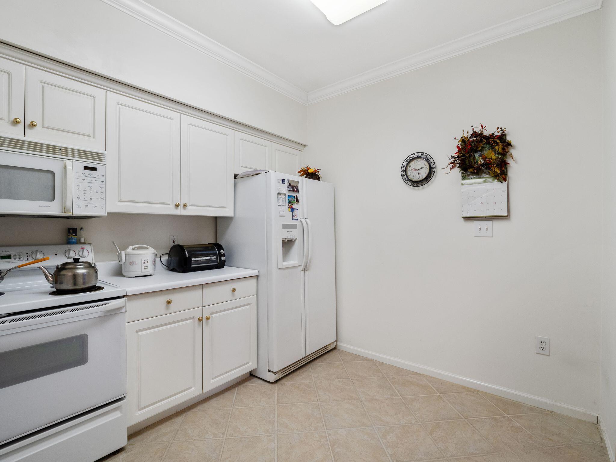 4434 Pheasant Ridge Road, Unit 406 Roanoke, VA 24014 - Photo 20 of 32 21-4434 Pheasant Ridge Rd-Unit 406-MFW M