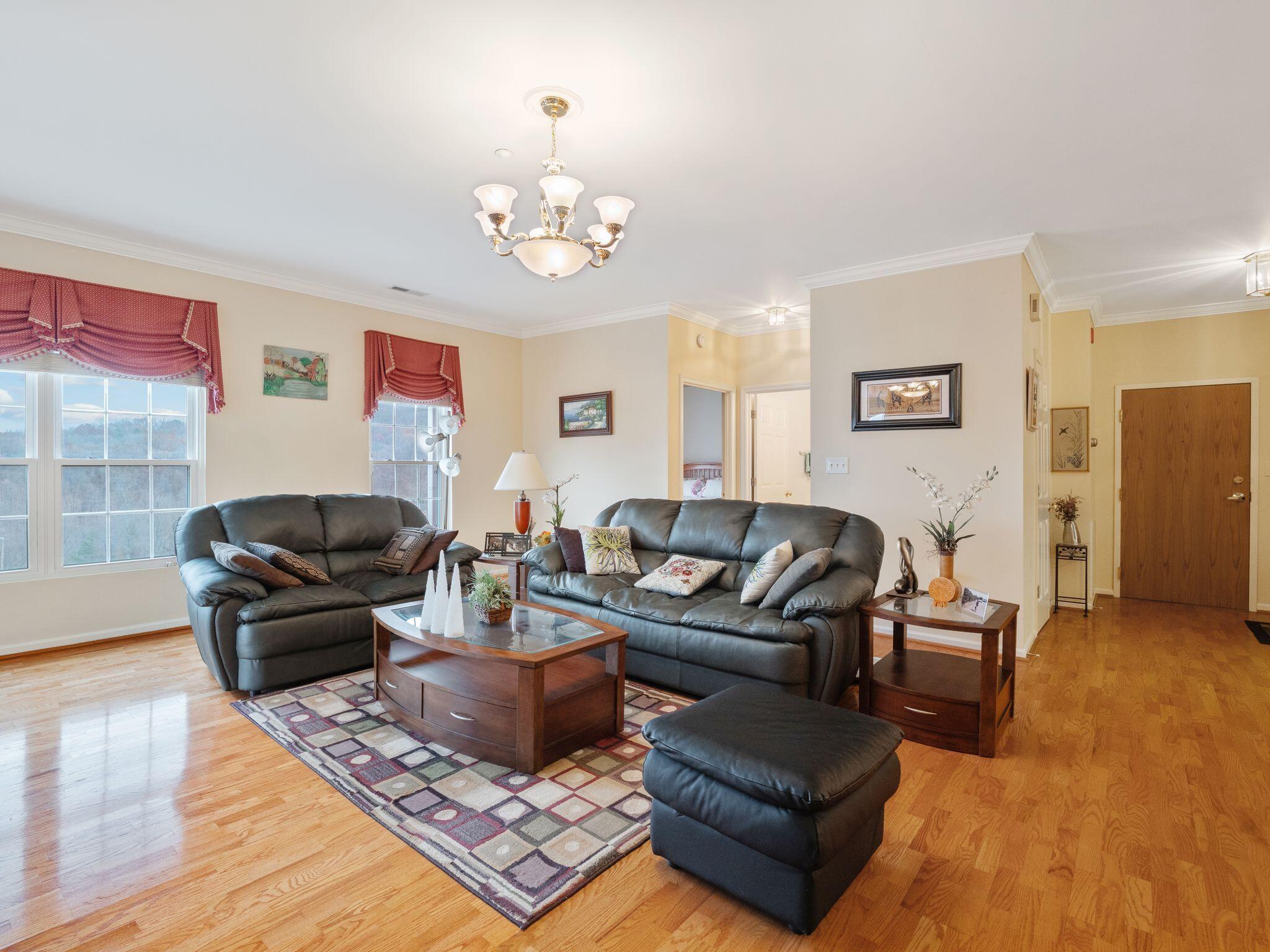 4434 Pheasant Ridge Road, Unit 406 Roanoke, VA 24014 - Photo 7 of 32 07-4434 Pheasant Ridge Rd-Unit 406-MFW M