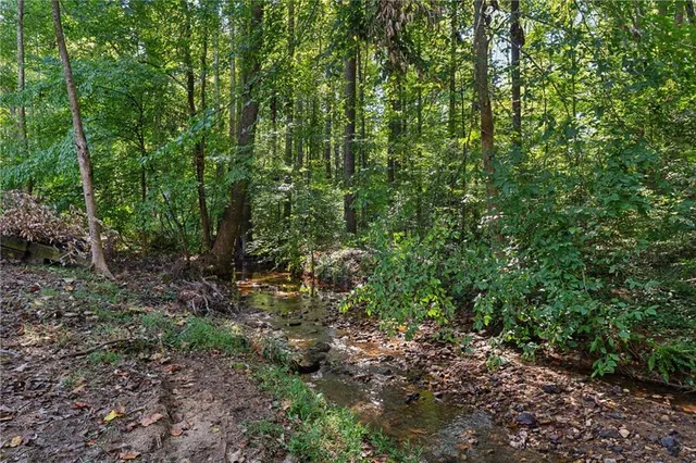 $2,500 | 2684 Forest Way Northeast, Marietta, GA 30066