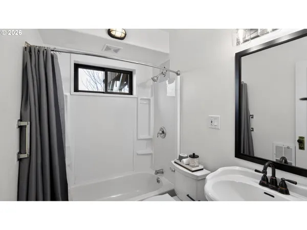 $439,000 | 504 South 3rd Street, Springfield, OR 97477