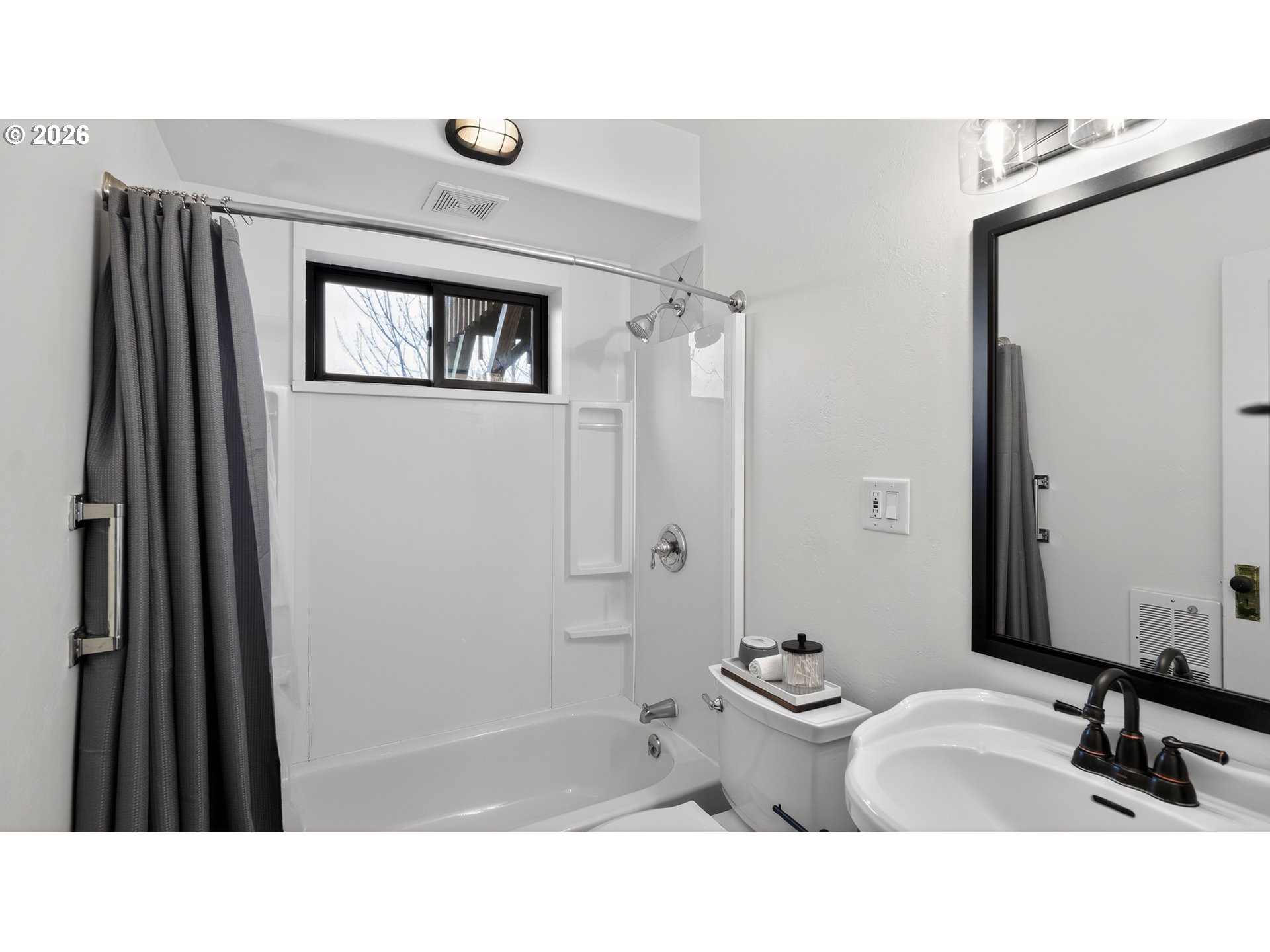 504 South 3rd Street Springfield, OR 97477 - Photo 10 of 14