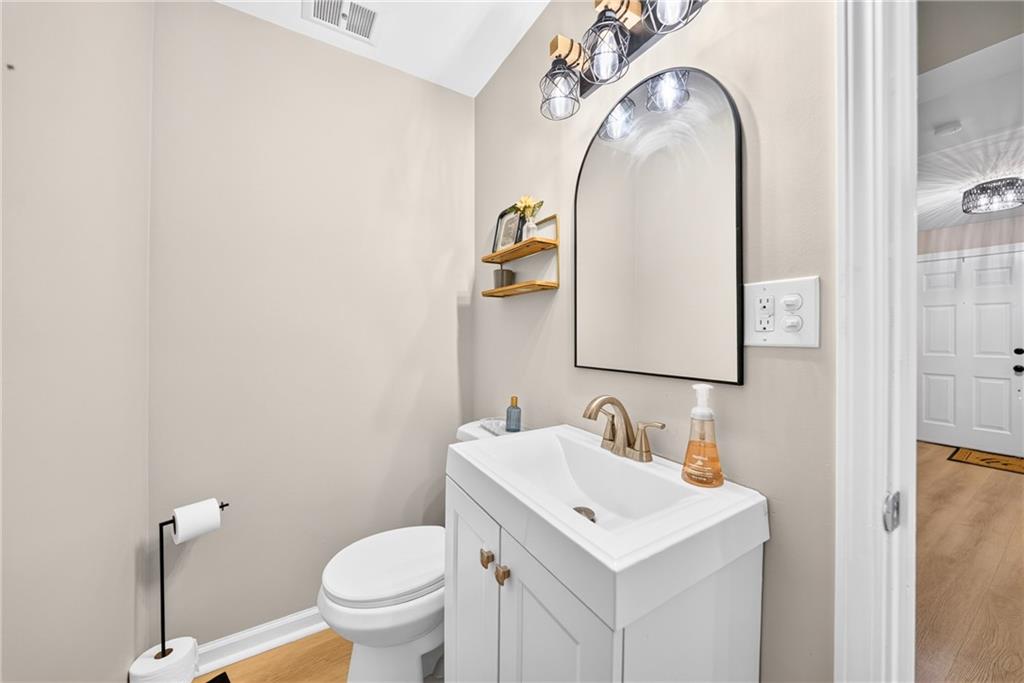 3086 Investors Road Washington, PA 15301 - Photo 33 of 37 Gallery Image 33