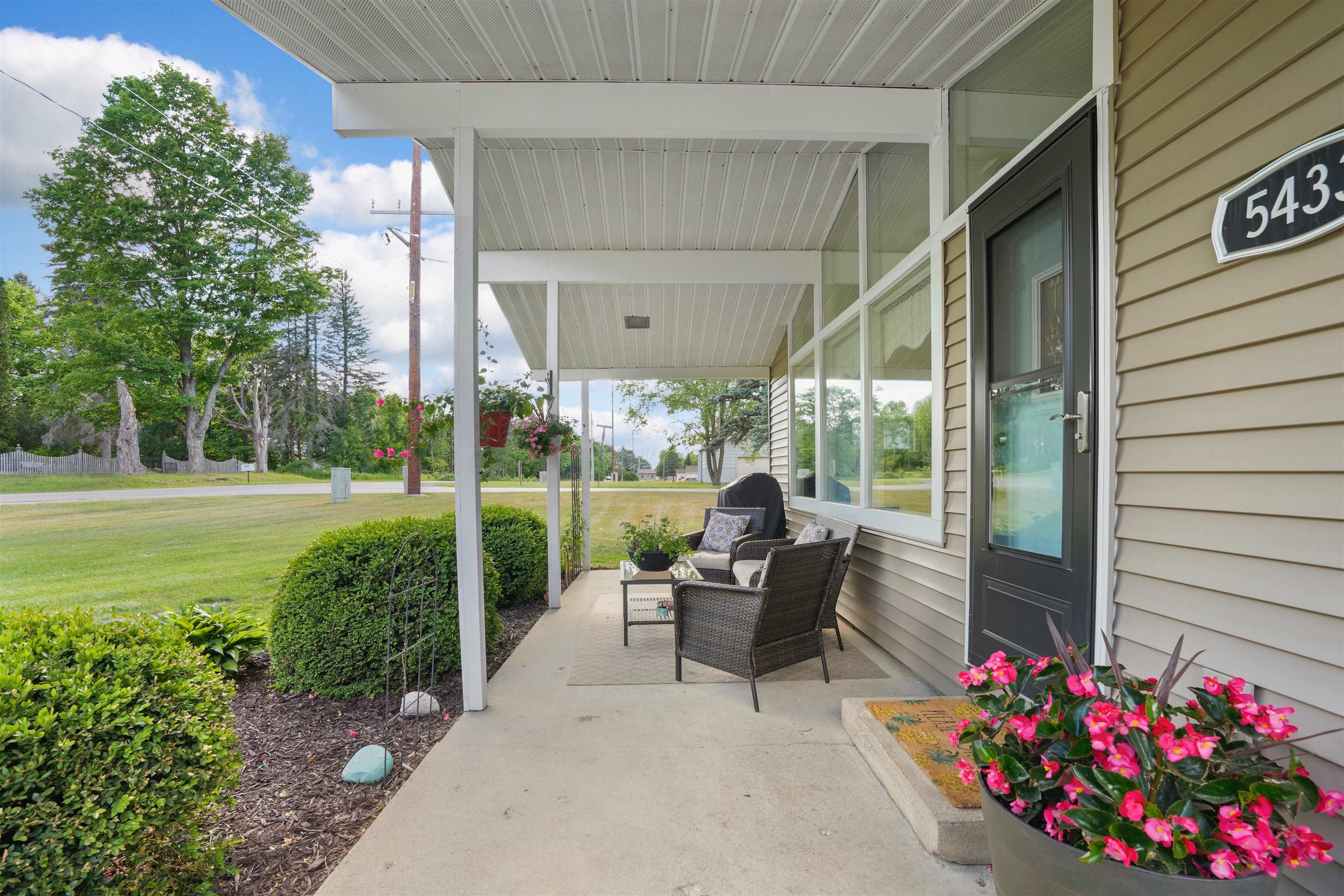 5433 East 32 Road Cadillac, MI 49601 - Photo 40 of 46 1901848-39.JPG