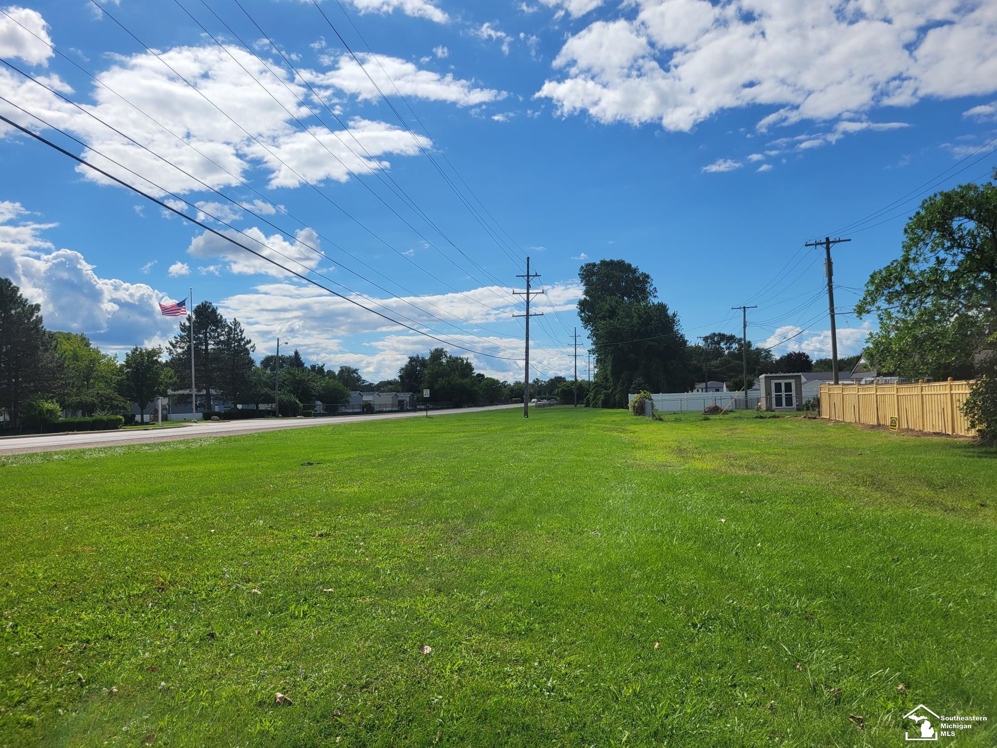 West 7th Street Monroe, MI 48161 - Photo 2 of 5