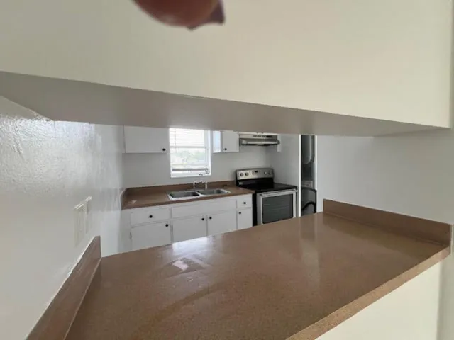 $1,825 | 1755 Forest Hill Boulevard, Unit 36, West Palm Beach, FL 33406