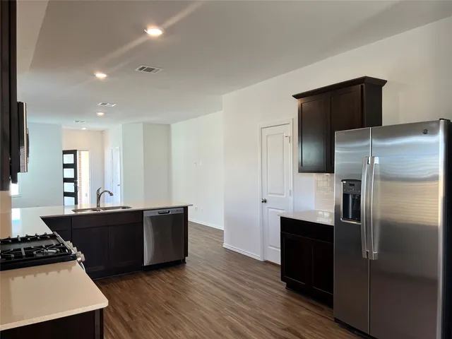 $1,825 | 115 Canley Loop, Hutto, TX 78634