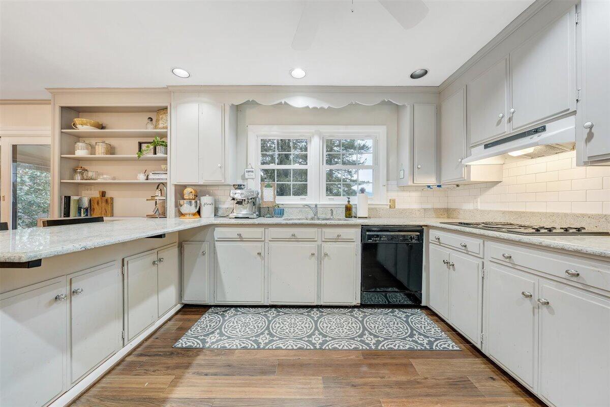 909 Shenandoah Road Lexington, VA 24450 - Photo 15 of 53 17-MIB05325
