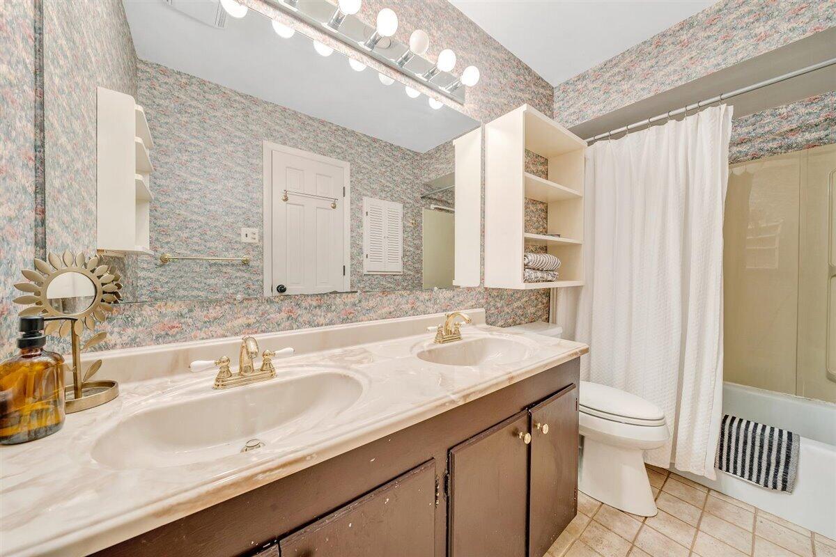 909 Shenandoah Road Lexington, VA 24450 - Photo 25 of 53 27-MIB05355