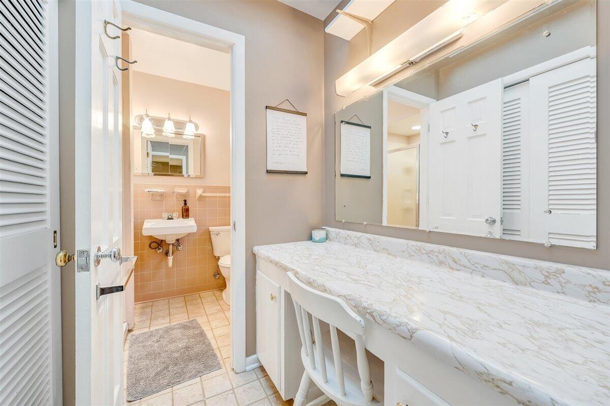 909 Shenandoah Road Lexington, VA 24450 - Photo 31 of 53 33-MIB05373