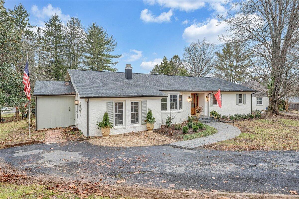 909 Shenandoah Road Lexington, VA 24450 - Photo 42 of 53 44-MIB05412