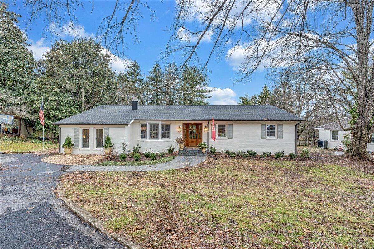 909 Shenandoah Road Lexington, VA 24450 - Photo 48 of 53 50-MIB05433