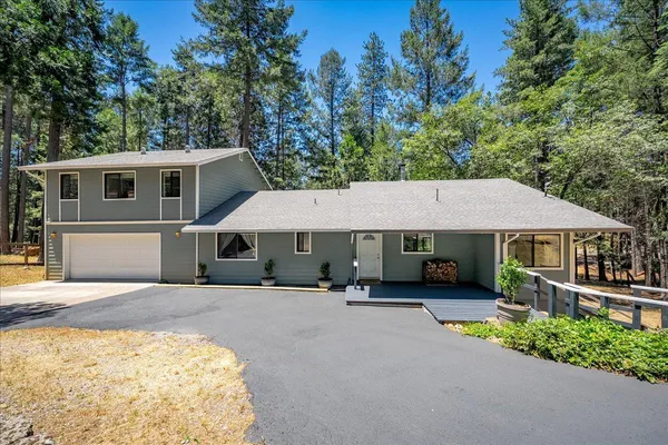 $424,900 | 5582 Sierra Springs Drive, Pollock Pines, CA 95726