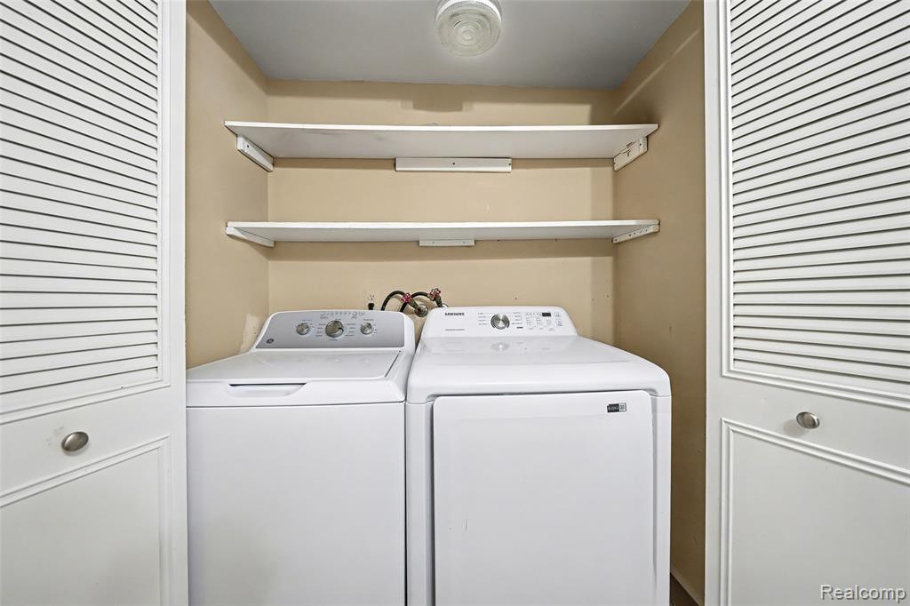 107 Meadow Ln Circle, Unit 2 Rochester, MI 48307 - Photo 23 of 24