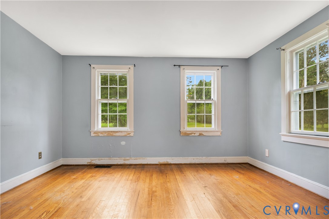 5711 Middle Road Prince George, VA 23875 - Photo 13 of 32
