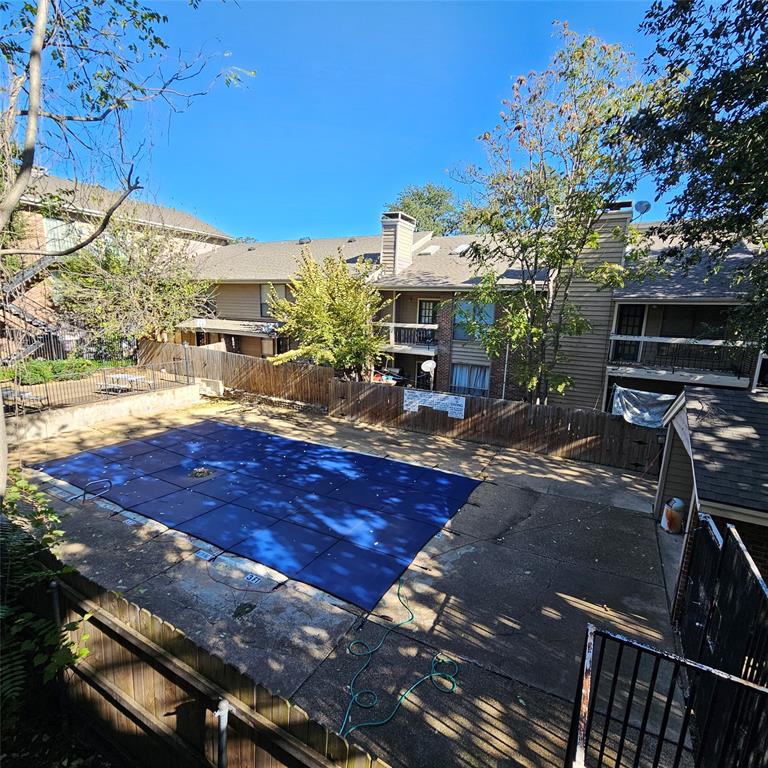 5750 Phoenix Drive, Unit 15 Dallas, TX 75231 - Photo 16 of 23 a view of an outdoor space