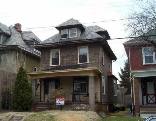 425 Vermont Avenue Rochester, PA 15074 - Photo 1 of 1