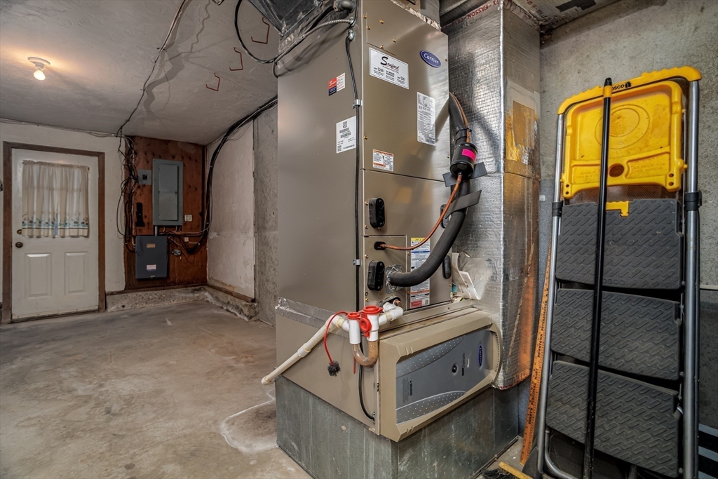 9 Governor Square, Unit 9 Peterborough, NH 03458 - Photo 25 of 30