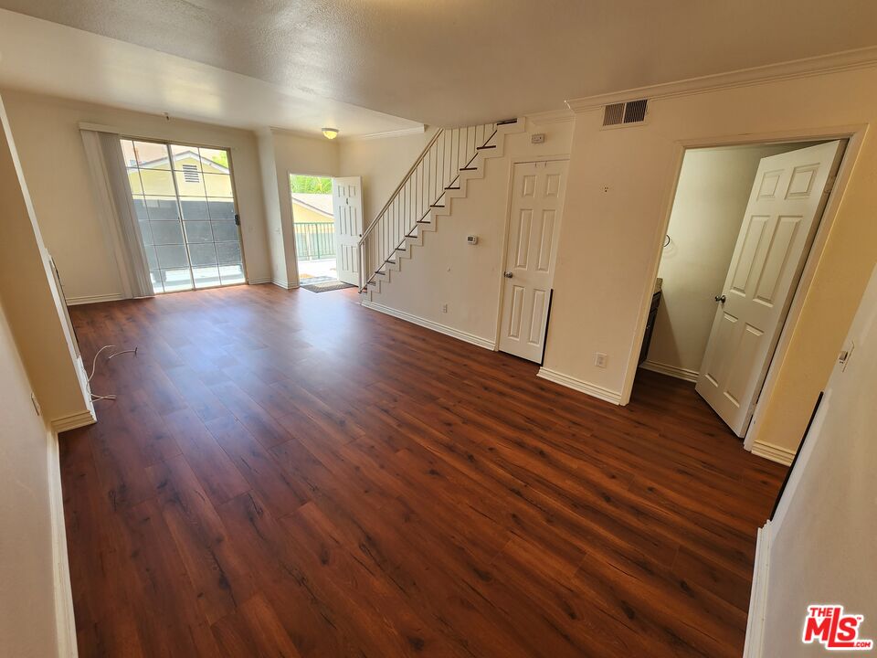 4328 Whitsett Avenue, Unit 4 Studio City, CA 91604 - Photo 50 of 73