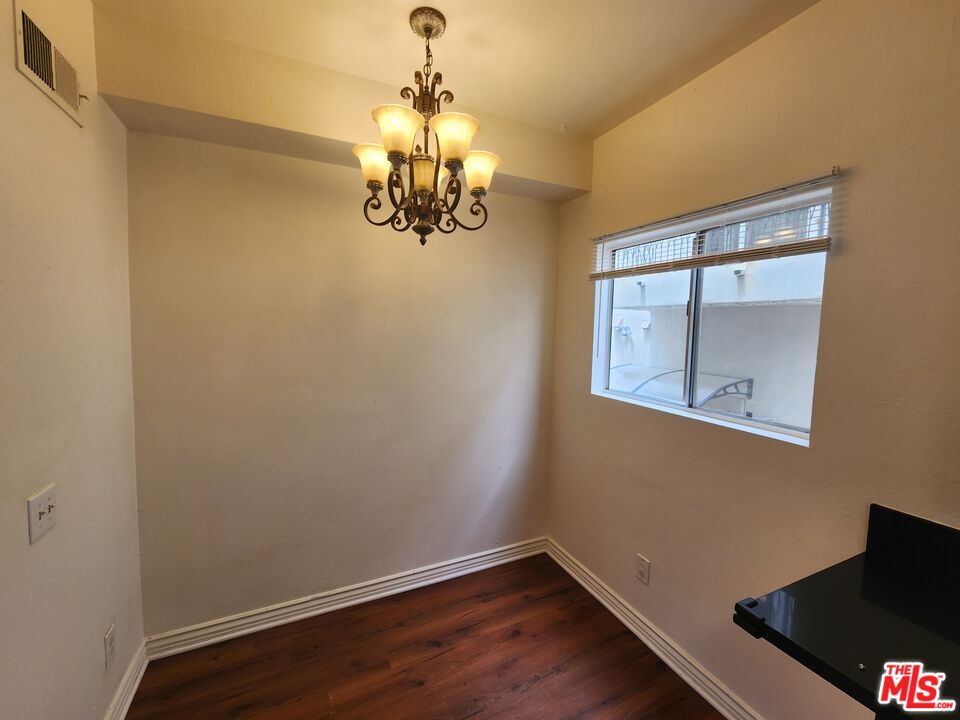 4328 Whitsett Avenue, Unit 4 Studio City, CA 91604 - Photo 60 of 73