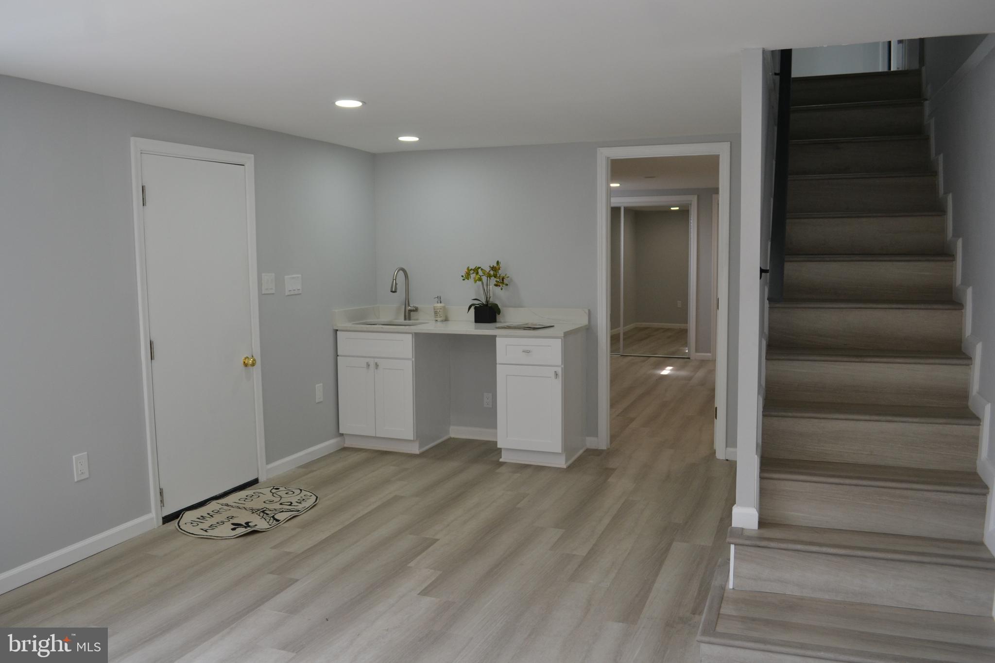 2700 Ross Road Chevy Chase, MD 20815 - Photo 27 of 43