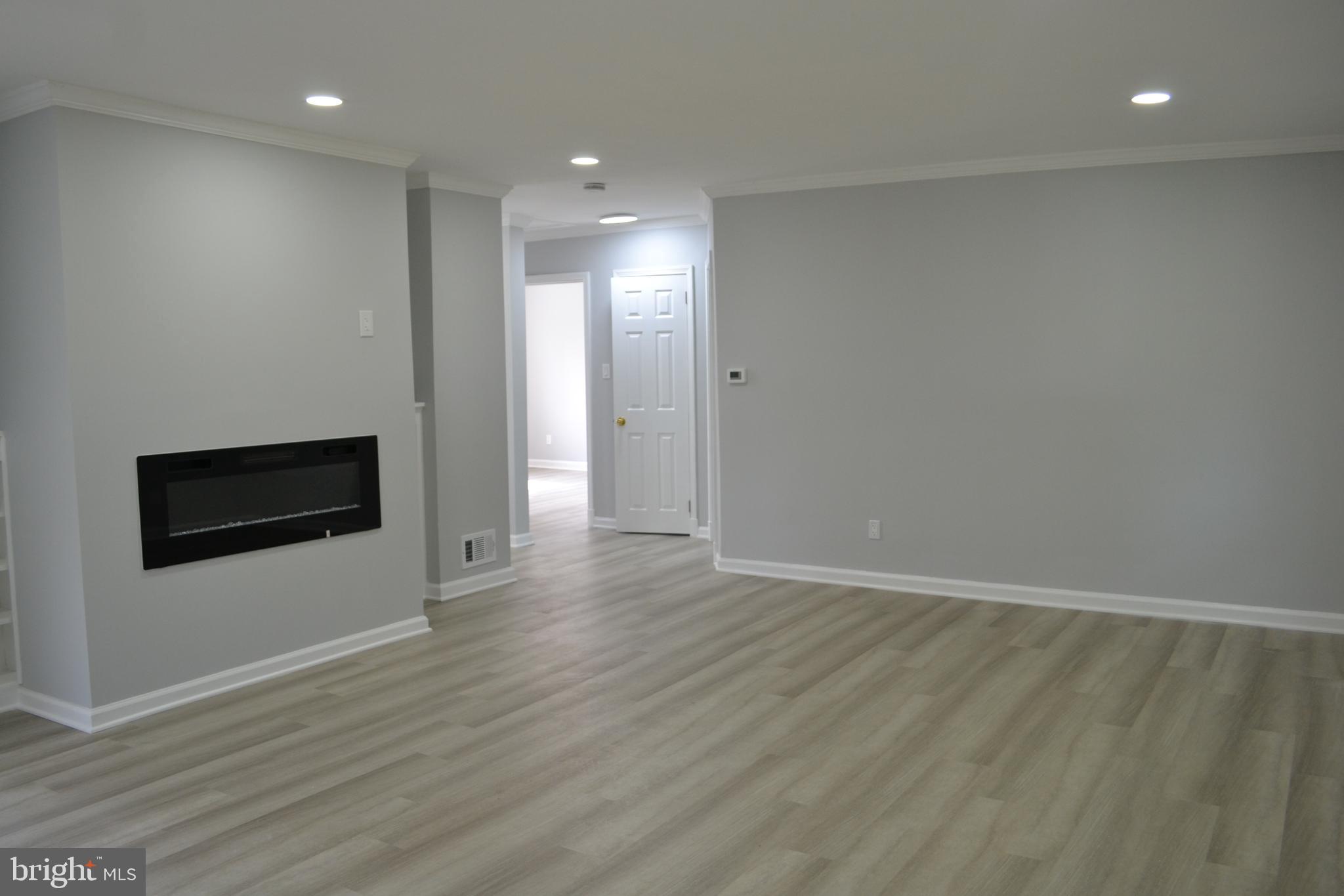 2700 Ross Road Chevy Chase, MD 20815 - Photo 8 of 43