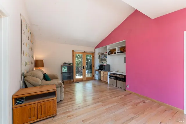 $635,000 | 19155 Scenic Drive, Redwood Valley, CA 95470