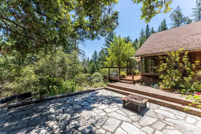 $635,000 | 19155 Scenic Drive, Redwood Valley, CA 95470