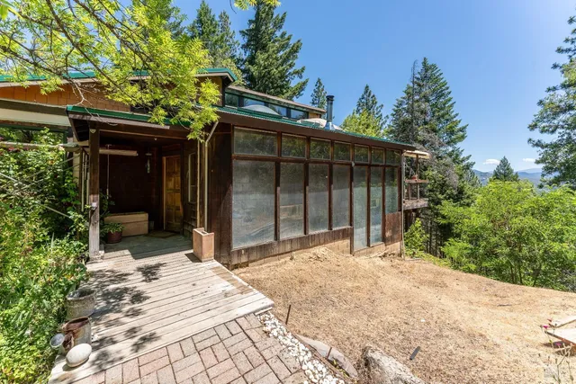 $635,000 | 19155 Scenic Drive, Redwood Valley, CA 95470