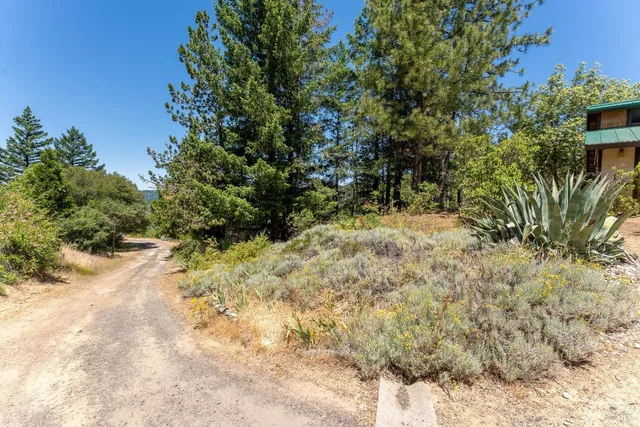 $635,000 | 19155 Scenic Drive, Redwood Valley, CA 95470