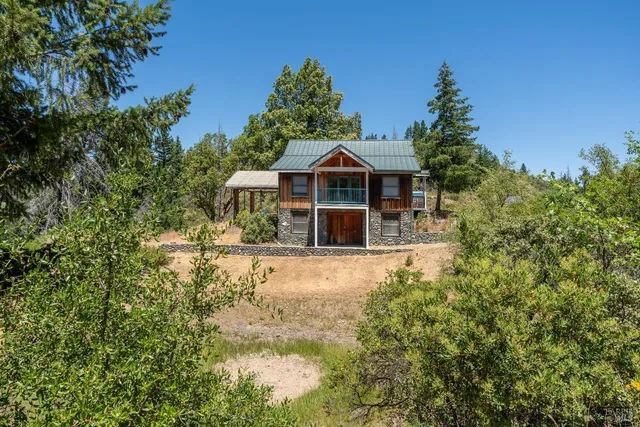 $635,000 | 19155 Scenic Drive, Redwood Valley, CA 95470