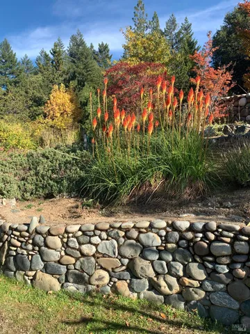 $635,000 | 19155 Scenic Drive, Redwood Valley, CA 95470