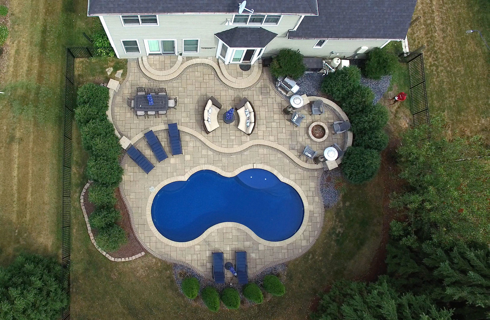 4860 Snapjack Circle Naperville, IL 60564 - Photo 27 of 35 an aerial view of a house with garden space and sitting area