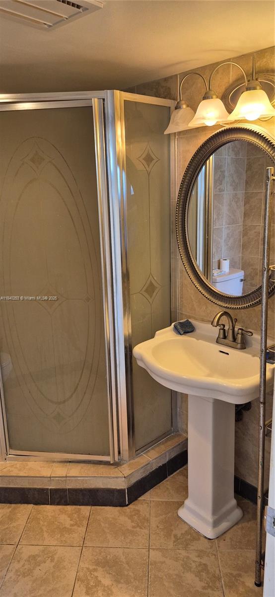 1051 Hillsboro Mile, Unit 507E Hillsboro Beach, FL 33062 - Photo 11 of 11