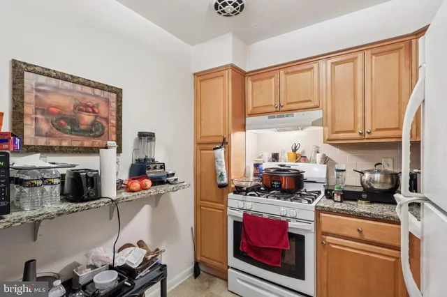 $365,000 | 2572 Balwynne Park Road, Philadelphia, PA 19131