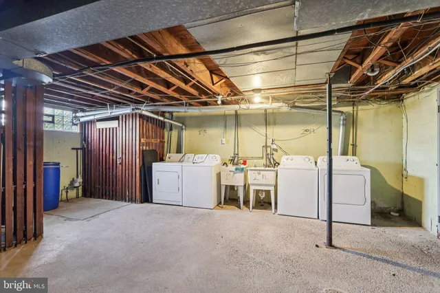 $365,000 | 2572 Balwynne Park Road, Philadelphia, PA 19131