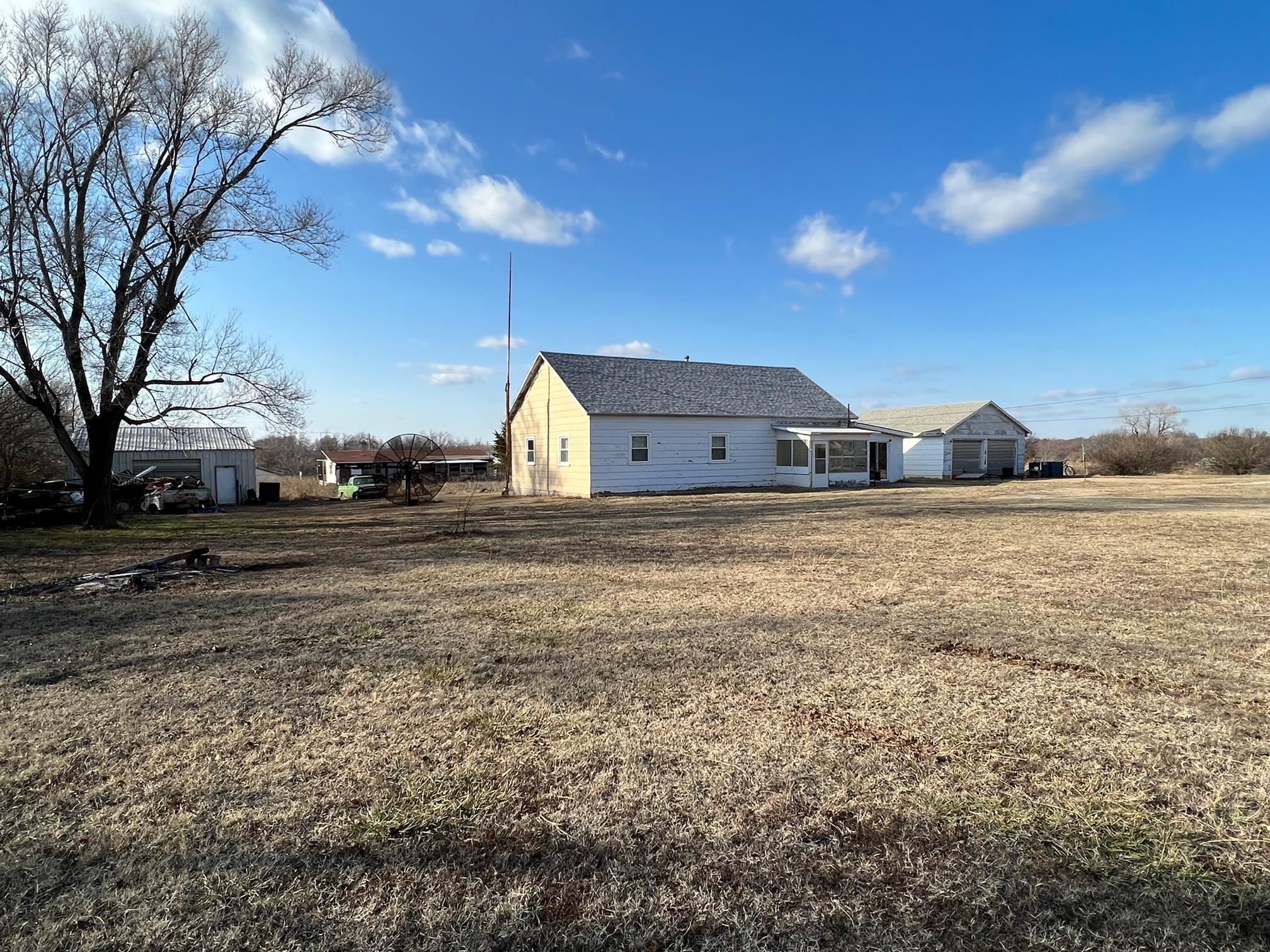 6461 312th Road Arkansas City, KS 67005 - Photo 4 of 22