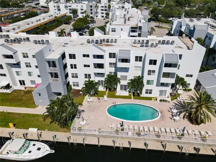 $225,000 | 2840 Northeast 14th Street Causeway, Unit 304A, Pompano Beach, FL 33062