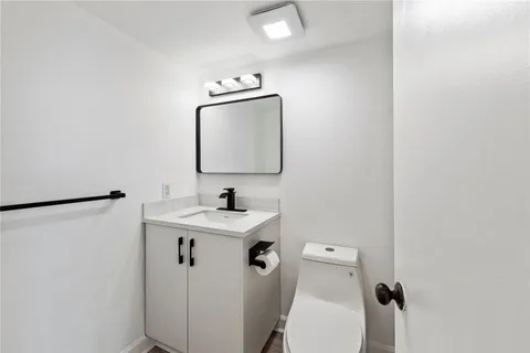 $225,000 | 2840 Northeast 14th Street Causeway, Unit 304A, Pompano Beach, FL 33062