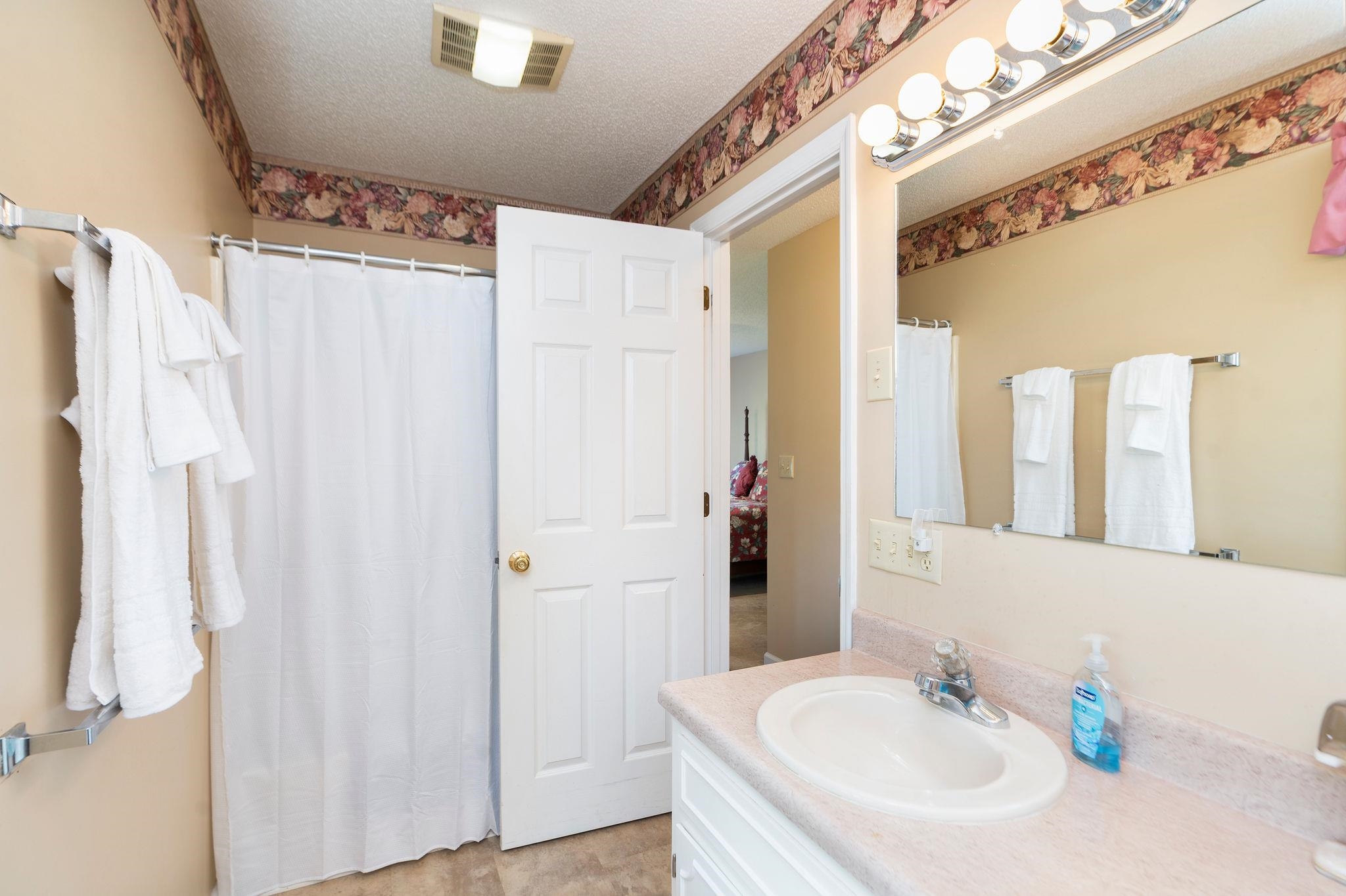 1802 North River Road Mount Solon, VA 22843 - Photo 23 of 68