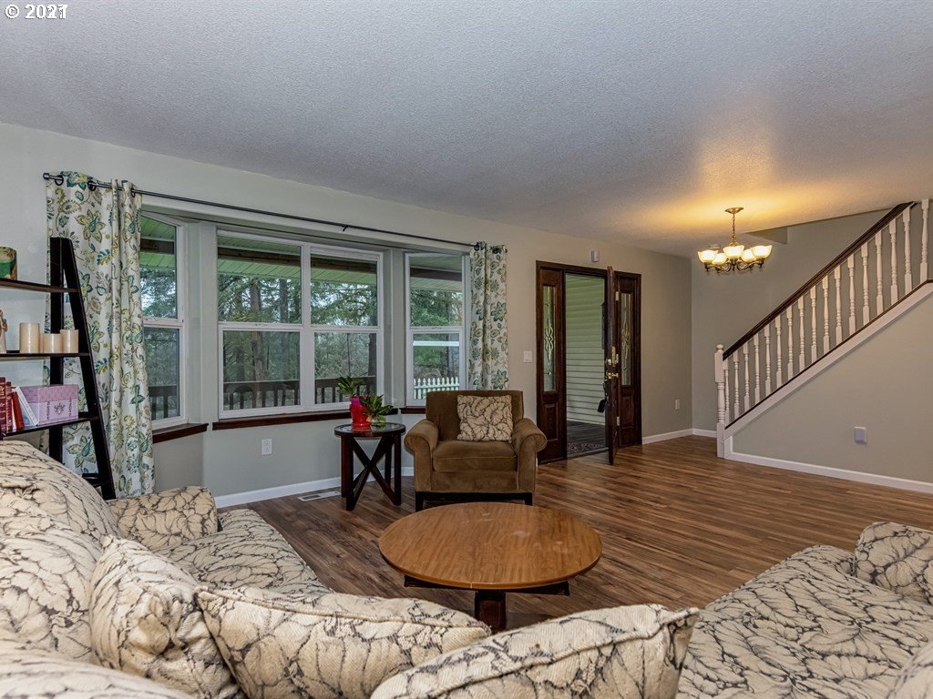 7420 Northeast Ferris Road La Center, WA 98629 - Photo 3 of 31