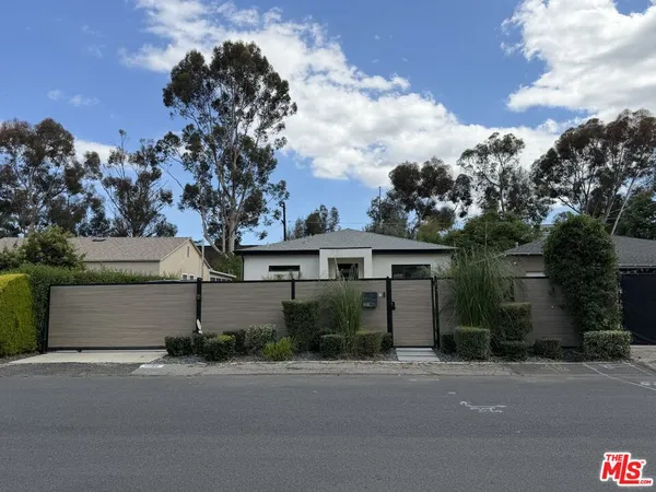 $9,000 | 15122 Morrison Street, Sherman Oaks, CA 91403
