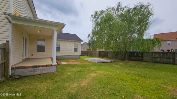 $1,875 | 104 Dorsett Court, Jacksonville, NC 28546