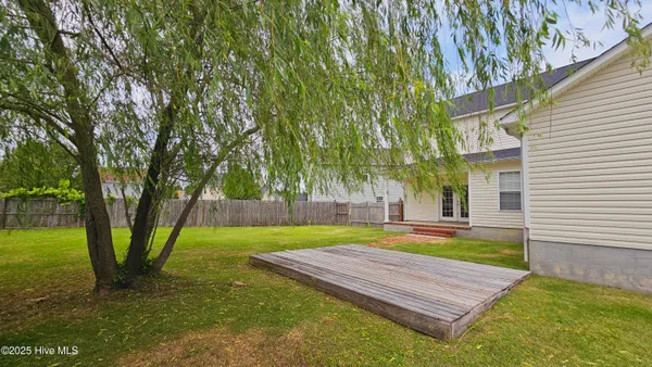 $1,875 | 104 Dorsett Court, Jacksonville, NC 28546