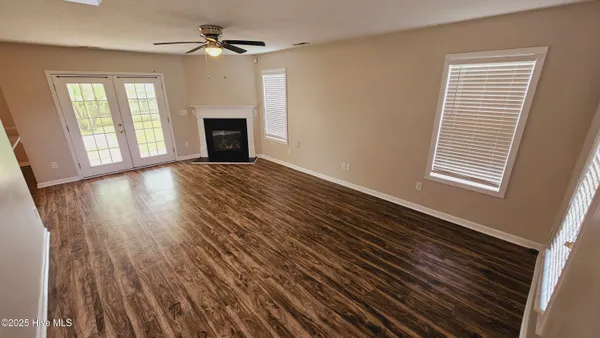 $1,875 | 104 Dorsett Court, Jacksonville, NC 28546