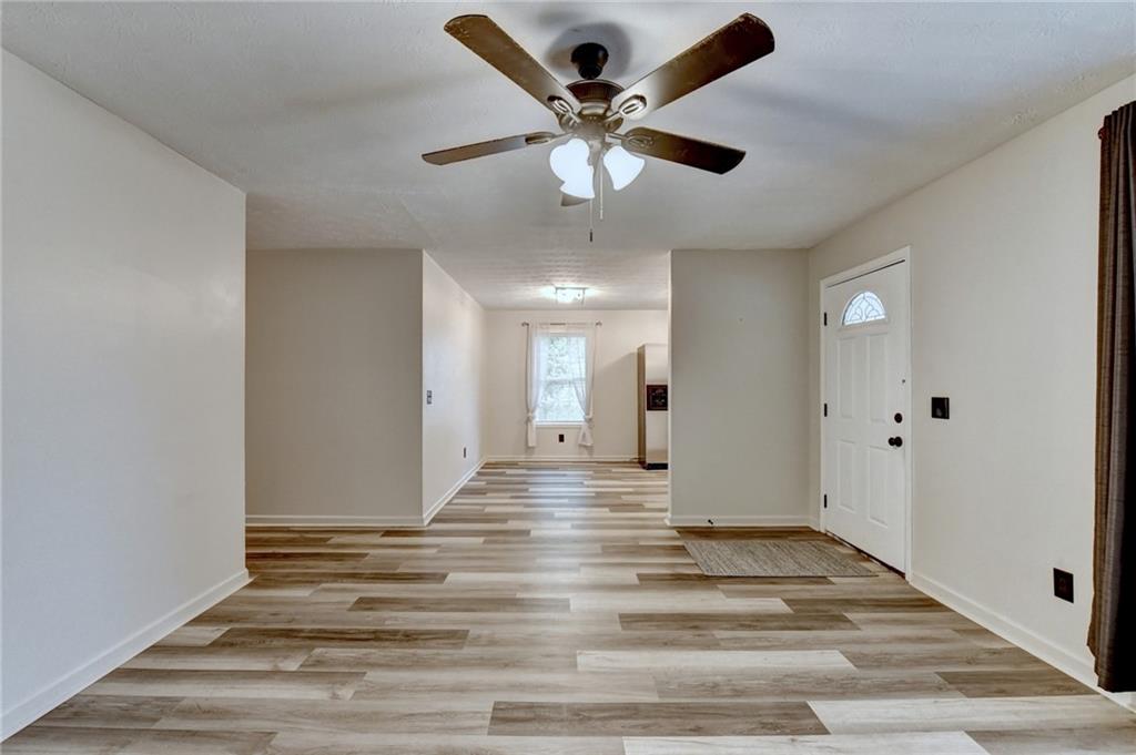 801 Davis Street Monroe, GA 30655 - Photo 7 of 33 a view of an empty room