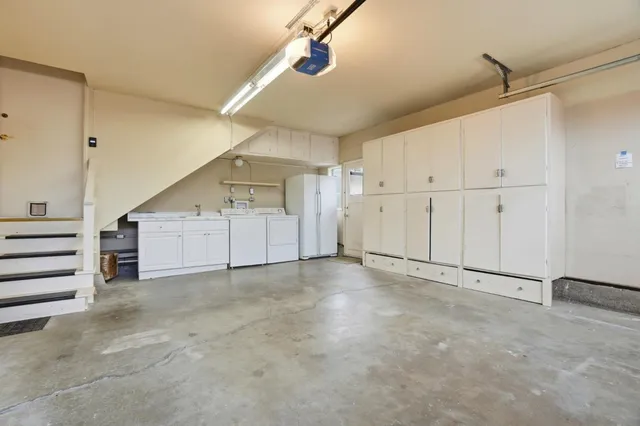 $1,298,000 | 33 Lilac Lane, South San Francisco, CA 94080