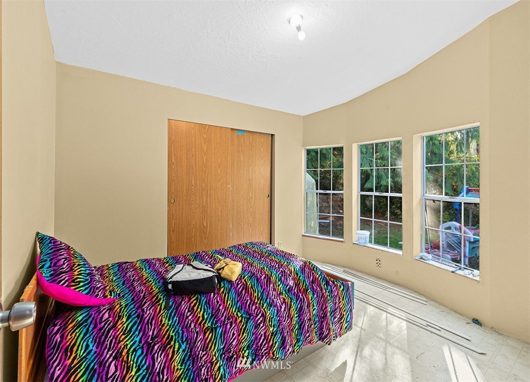 14709 Northwest Seabeck Ridge Way Seabeck, WA 98380 - Photo 6 of 14 Gallery Image 6