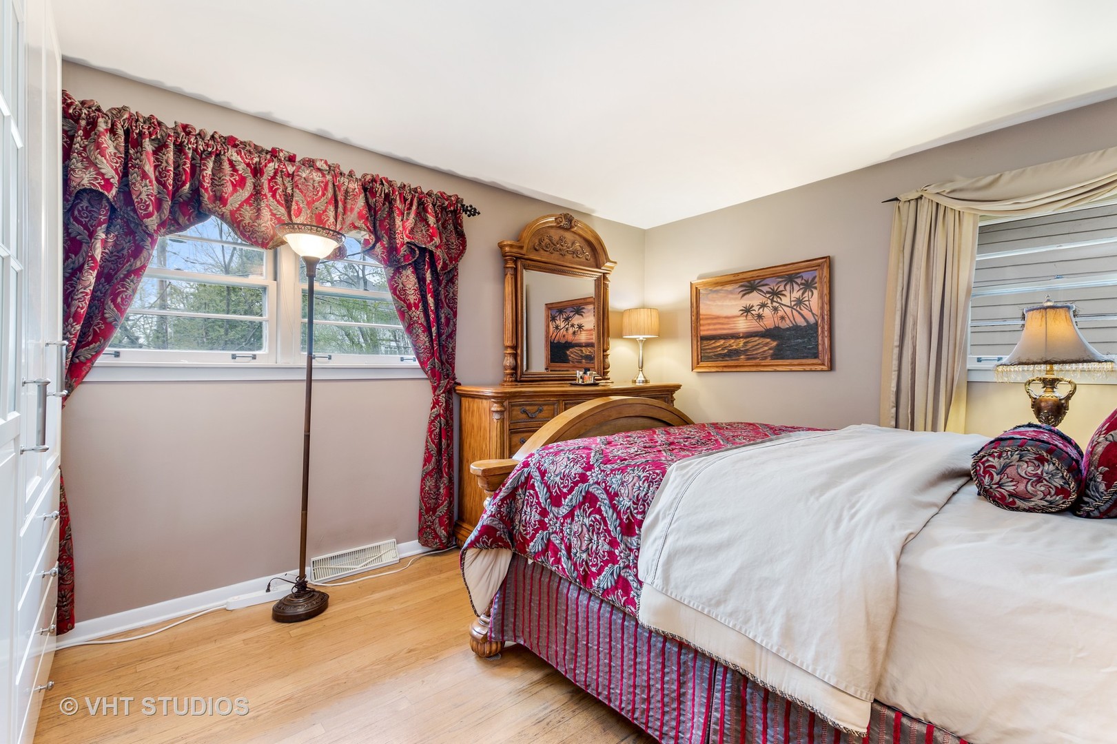 409 East Hillside Road Naperville, IL 60540 - Photo 8 of 15